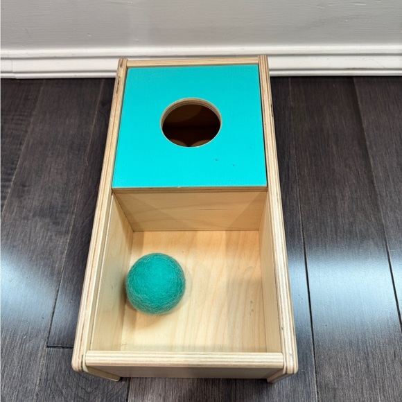 LOVEVERY Other - Lovevery Sliding Top BoxThe Thinker Kit Wooden Fine Motor Toy Box Baby Toddler